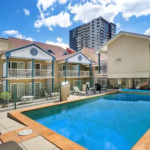 Toowong & 3* Brisbane